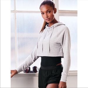 🌴VICTORIA SECRET SPORT GRAY CROPPED SWEATSHIRT